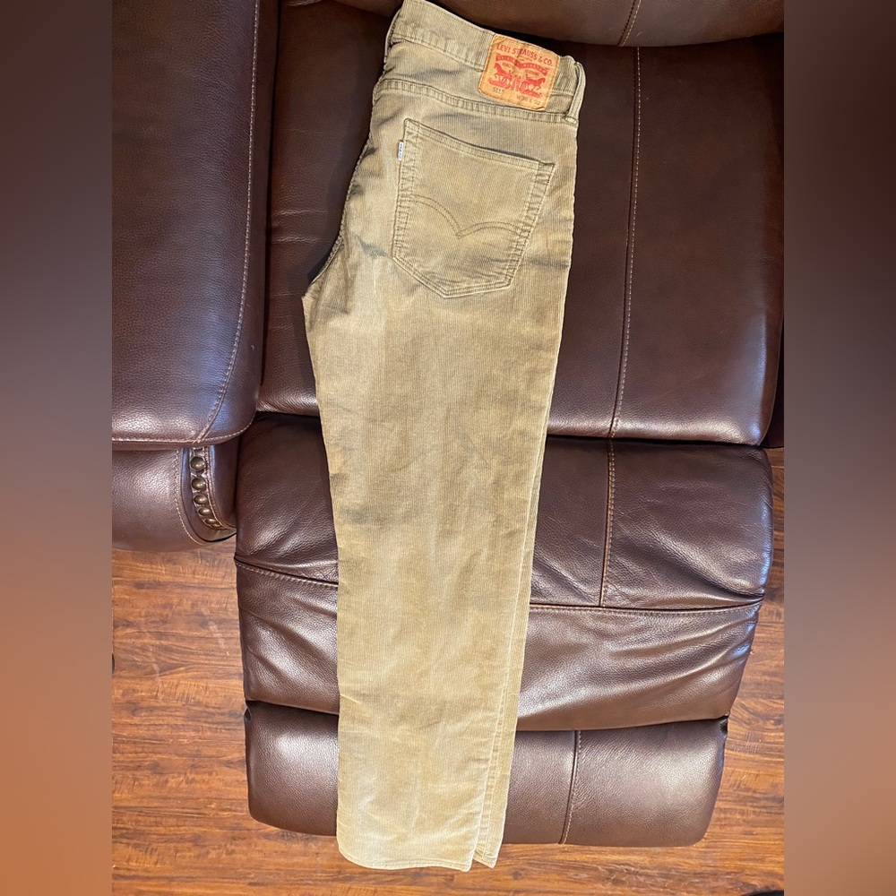 Corduroy Levi’s